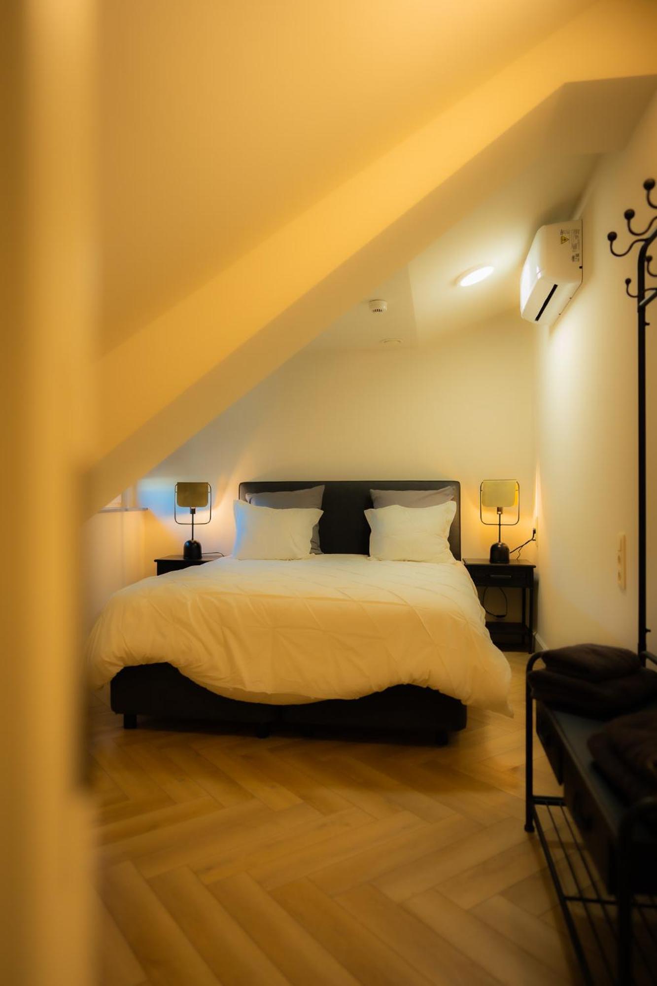 Hotel Grand Place Mons Zewnętrze zdjęcie