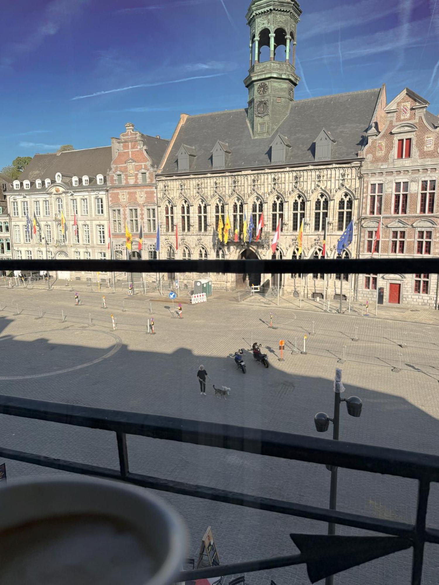 Hotel Grand Place Mons Zewnętrze zdjęcie